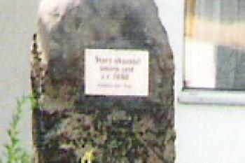 Starý ukazatel cest (© Jiří Kašpar, 07/2006)