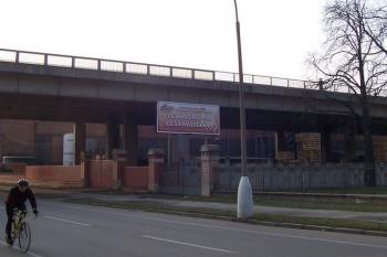 Akciový pivovar Prostějov - Pod dálnicí stávala proslulá Pivovarská hospoda s kuželnou. (© Ivo Rozehnal, 03/2008)