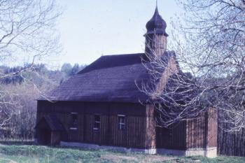 Kostel od jihu ( © Ivan Grisa 05/1992)