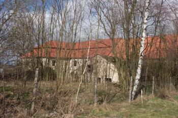 pohled ze silnice ( © Milan Caha 03/2008)