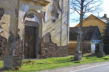 Kostel sv. Anny ve Veselíčku ( © Pavel Vítek 03/2008)