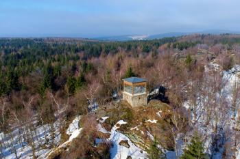 Rozhledna Jeřabina (© Radovan Smokoň 02/2021)