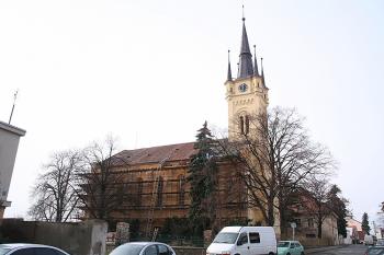Kostel od jihu ( © Ivan Grisa 03/2009)