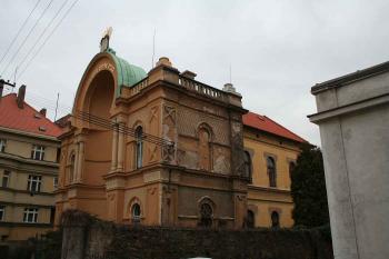 Hlavní a jižní průčelí (© Ivan Grisa, 03/2008)