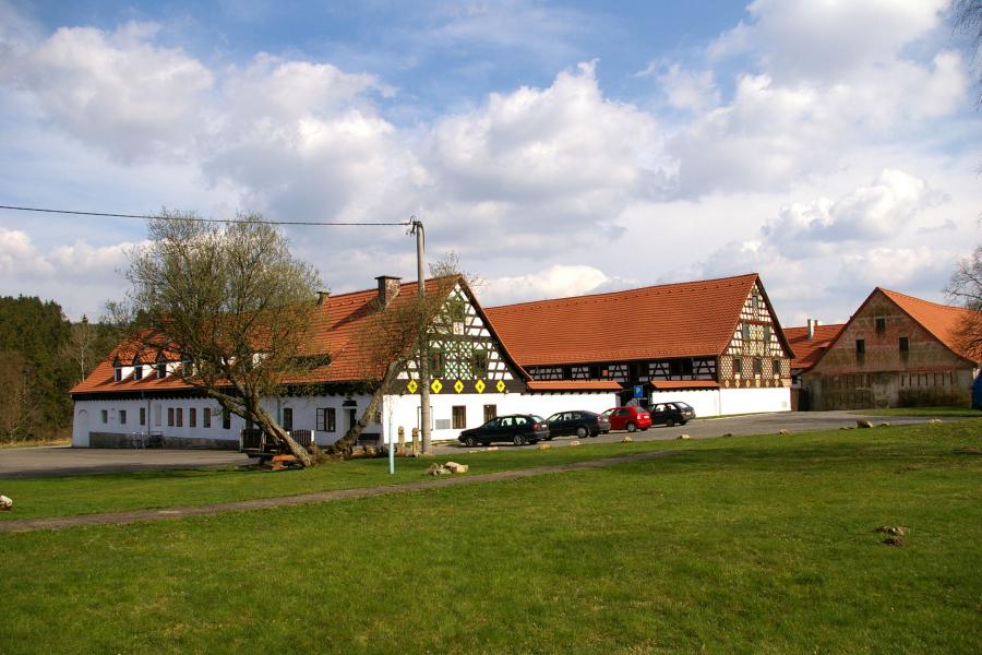  Manský dvůr