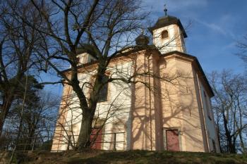 průčelí kostela ( © Milan Caha 04/2011)