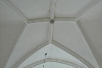 hvězdicová klenba v presbytáři (© Zdeňka Míchalová, 01/2011)