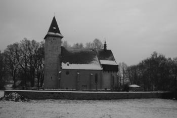 Kostel od jihu ( © Ivan Grisa 12/2009)