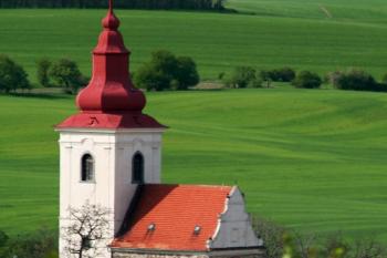 Kostomlaty pod Řípem (© Jiří Albert, 05/2008)