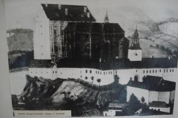 zámek a hrad (© Jaromír Schoffer, 09/2010)