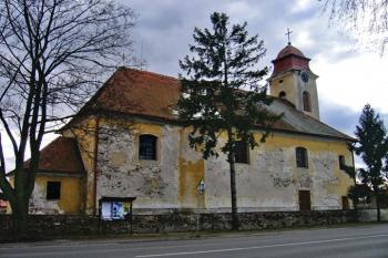 Kostel Nanebevzetí Panny Marie v Kostelní Lhotě ( © Pavel Vítek 10/2007)