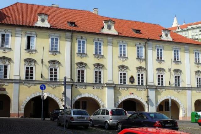 Aueršperský palác, čp. 16/III
