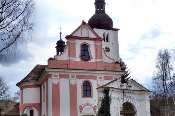 kostel sv. Václava (© František Kinař, 04/2015)