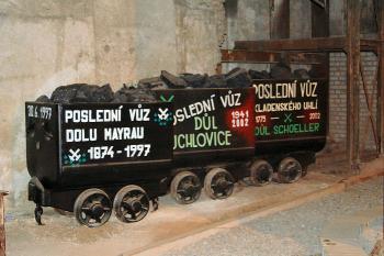 Mayrau - poslední vozíky (© Jiří Bašný, 05/2008)