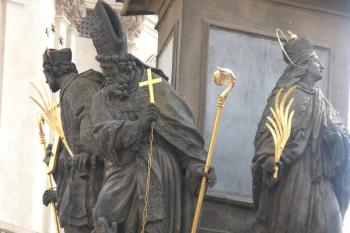 sv. Ludmila, sv. Prokop, sv. Jan Nepomucký ( © Milan Caha 04/2008)