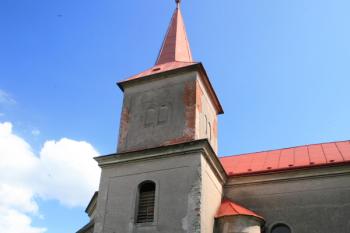 Věž od severu ( © Stanislav Šůna 07/2011)