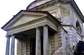 Kaple sv. Kříže ve Žlebech ( © Pavel Vítek 04/2008)