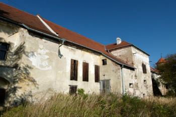 východní křídlo zámku ( © Jan P. Štěpánek 09/2011)