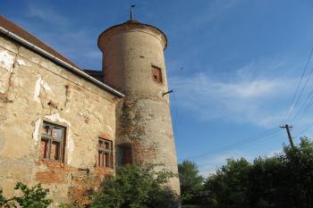 věž v sv. nároží (© D Dohňanský, 07/2017)