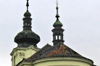 Kostel sv. Bartoloměje v Libčicích nad Vltavou ( © Pavel Vítek 04/2008)