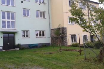 Zajímavá kamenná část v ulici Husova ( © Ivo Rozehnal 09/2017)