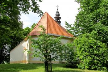 Kostel sv. Jana Křtitele a Panny Marie v Květově ( © Pavel Vítek 06/2014)