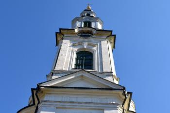 Průčelí věže (© Daniel Šmidrkal, 08/2016)