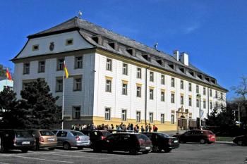 Radnice v Novém Boru ( © Pavel Vítek 05/2008)