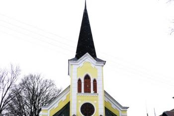 hlavní průčelí kostelíka sv. Josefa ( © Jan P. Štěpánek 03/2008)