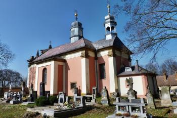 Barokní kostel svatého Isidora (© František Kinař, 03/2015)