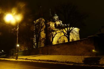 klášter františkánů s kostelem Nejsvětější Trojice (© František Kinař, 01/2013)