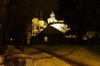klášter františkánů s kostelem Nejsvětější Trojice (© František Kinař, 01/2013)