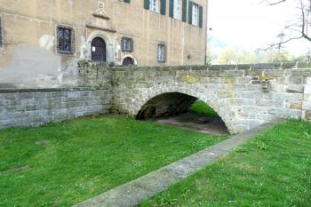 Zámek Jílové ( © František Kinař 05/2017)