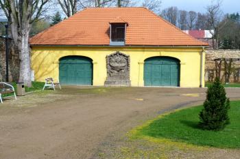 Zámek Jílové ( © František Kinař 05/2017)