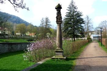 Zámek Jílové ( © František Kinař 05/2017)