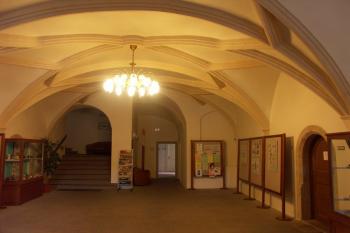 vstupní prostor ( © Milan Caha 05/2008)