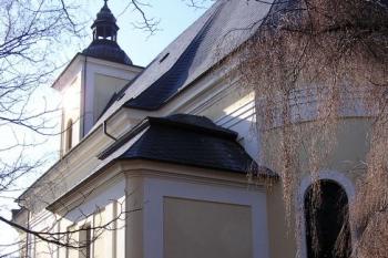 pohled na kostel od severovýchodu ( © Jan P. Štěpánek 02/2008)