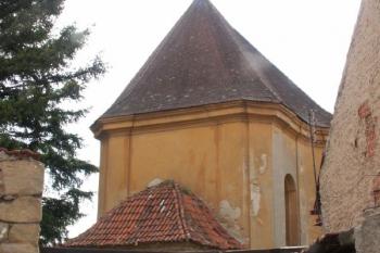 presbytář kostela ( © Milan Caha 05/2008)