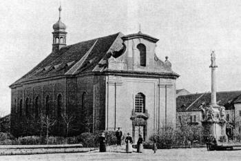 kostel před novobarokní přestavbou (1892-94), pohled od severozápadu ( © Pavel Kroupa: Nová zjištění z oprav památek na Brandýsku a Říčansku (in Památky středních Čech 17-2, NPÚ-ÚOP Praha, Praha 2003))