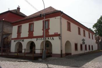  ( © Milan Caha 05/2008)