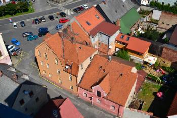 Pohled z věže na městské jádro (© Daniel Šmidrkal, 08/2016)