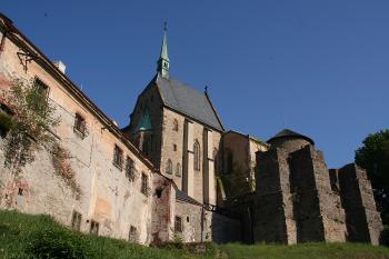 Hrad od jihu ( © Ivan Grisa 05/2009)