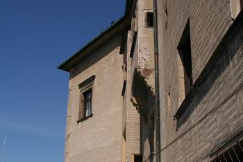 Jižní průčelí paláce ( © Ivan Grisa 05/2009)