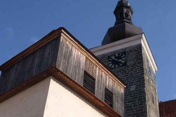 Kostelní věž a zvonice (© Ivan Grisa, 03/2006)