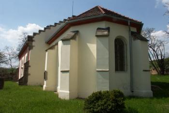 presbytář kostela ( © Milan Caha 06/2008)