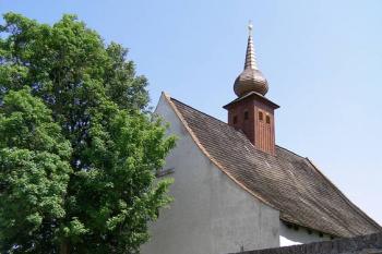Kostelík Nanebevzetí Panny Marie (© Jan Klapetek 2. června 2008)