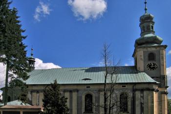 Kostel sv. Máří Magdalény v Krásné Lípě ( © Pavel Vítek 05/2008)