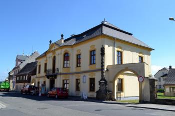 Pachtovský zámeček (© Daniel Šmidrkal, 08/2016)