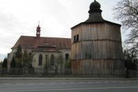 zvonice u kostela Nejsvětější Trojice