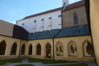 klášter minoritů s kostelem sv. Jana Křtitele-Jindřichův Hradec (© Vlastislav Mareček, 08/2016)
